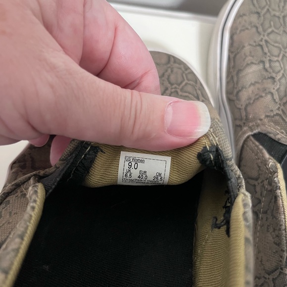 Vans Snake Skin Pattern Slip-On Shoes - Picture 7 of 12